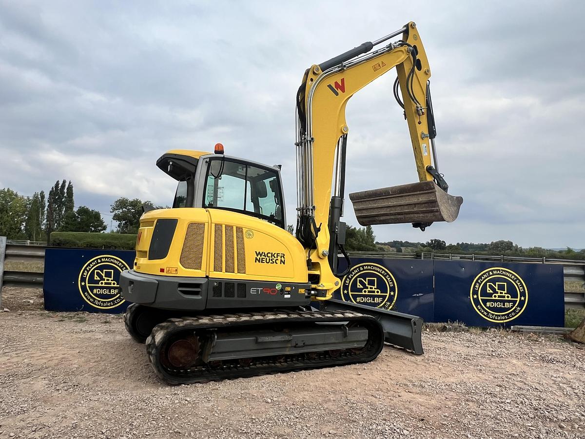 Used 2022 WACKER NEUSON ET90