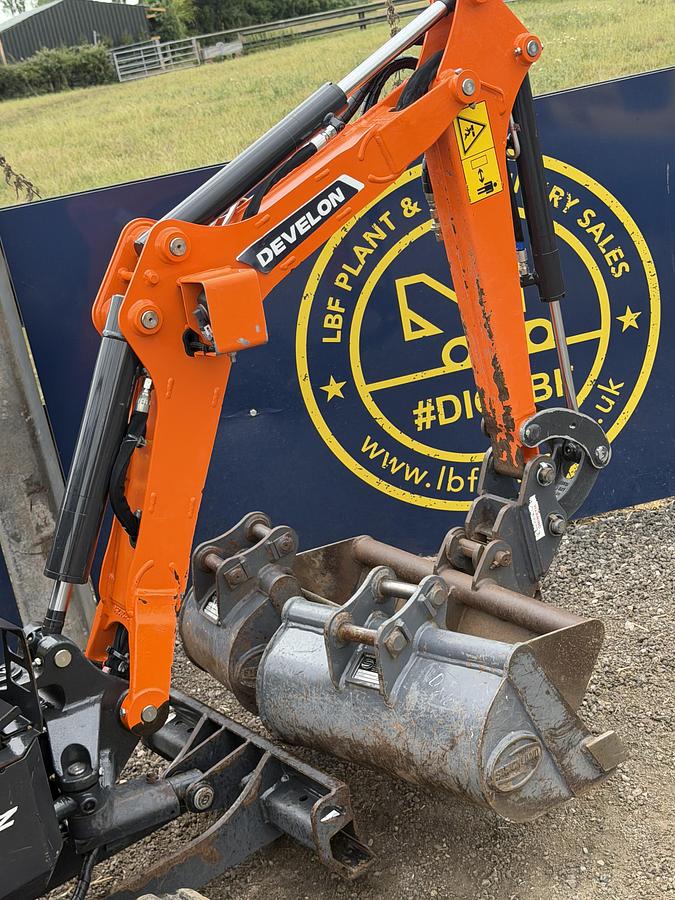 Used 2024 DEVELON DX10Z