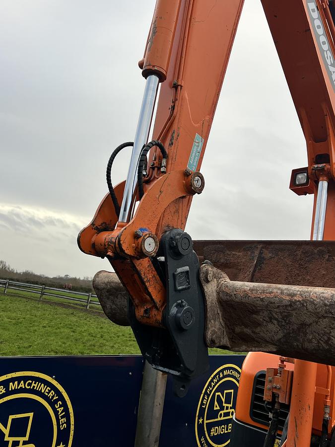 Used 2022 DOOSAN DX63