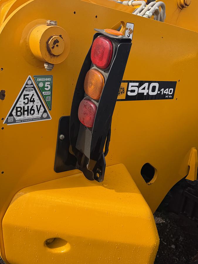 Used 2022 JCB 540-140