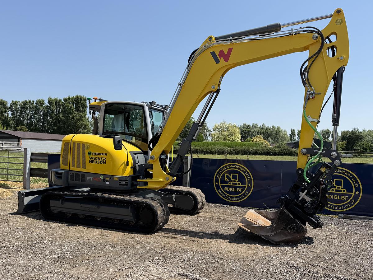 Used 2023 WACKER NEUSON ET90