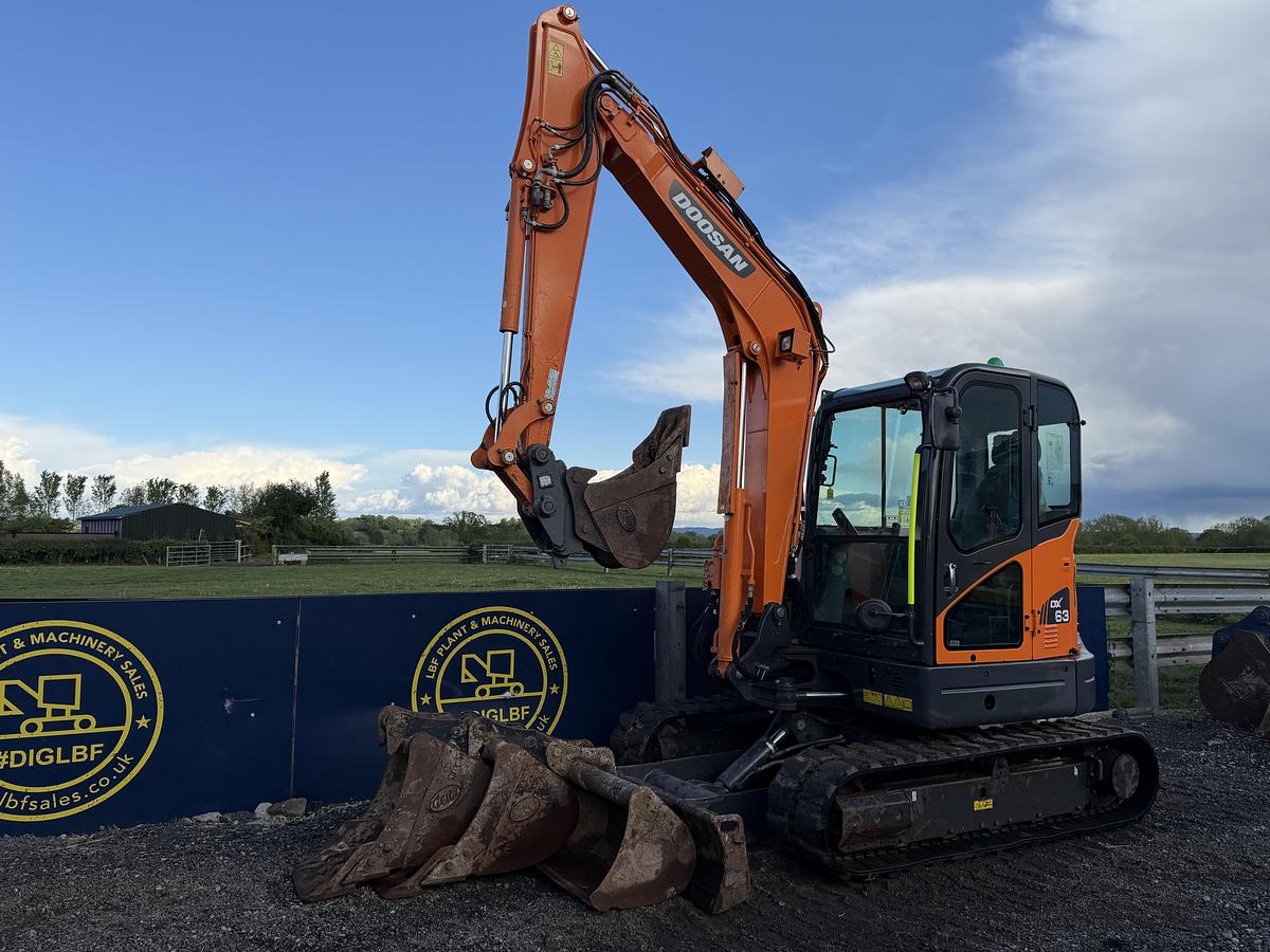 Used 2022 DOOSAN DX63