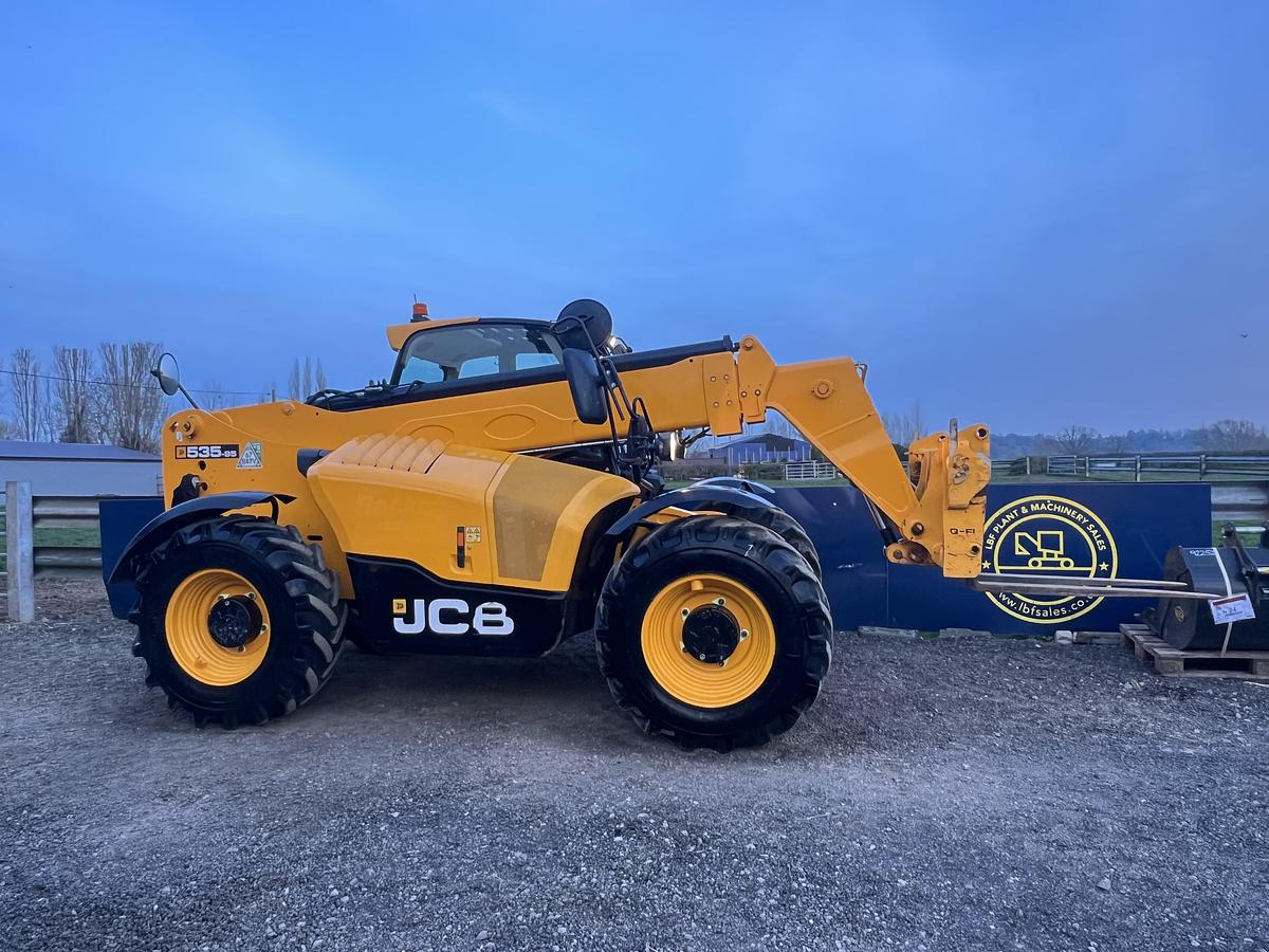 Used 2021 JCB 535-95