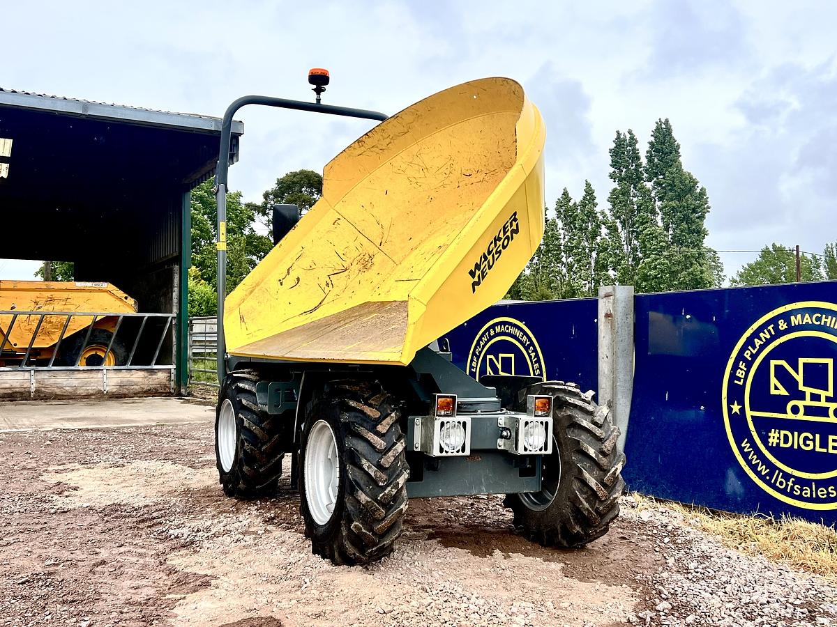 Used 2023 WACKER NEUSON 1501s