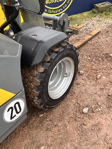 Used 2021 WACKER NEUSON TH412