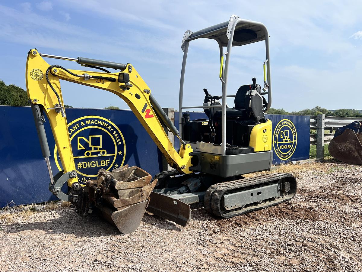 Used 2018 WACKER NEUSON EZ17