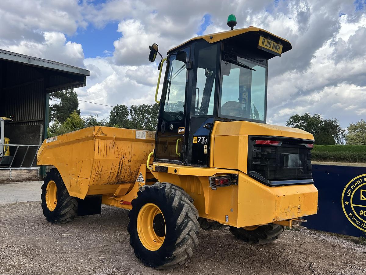 Used 2018 JCB 7t-1
