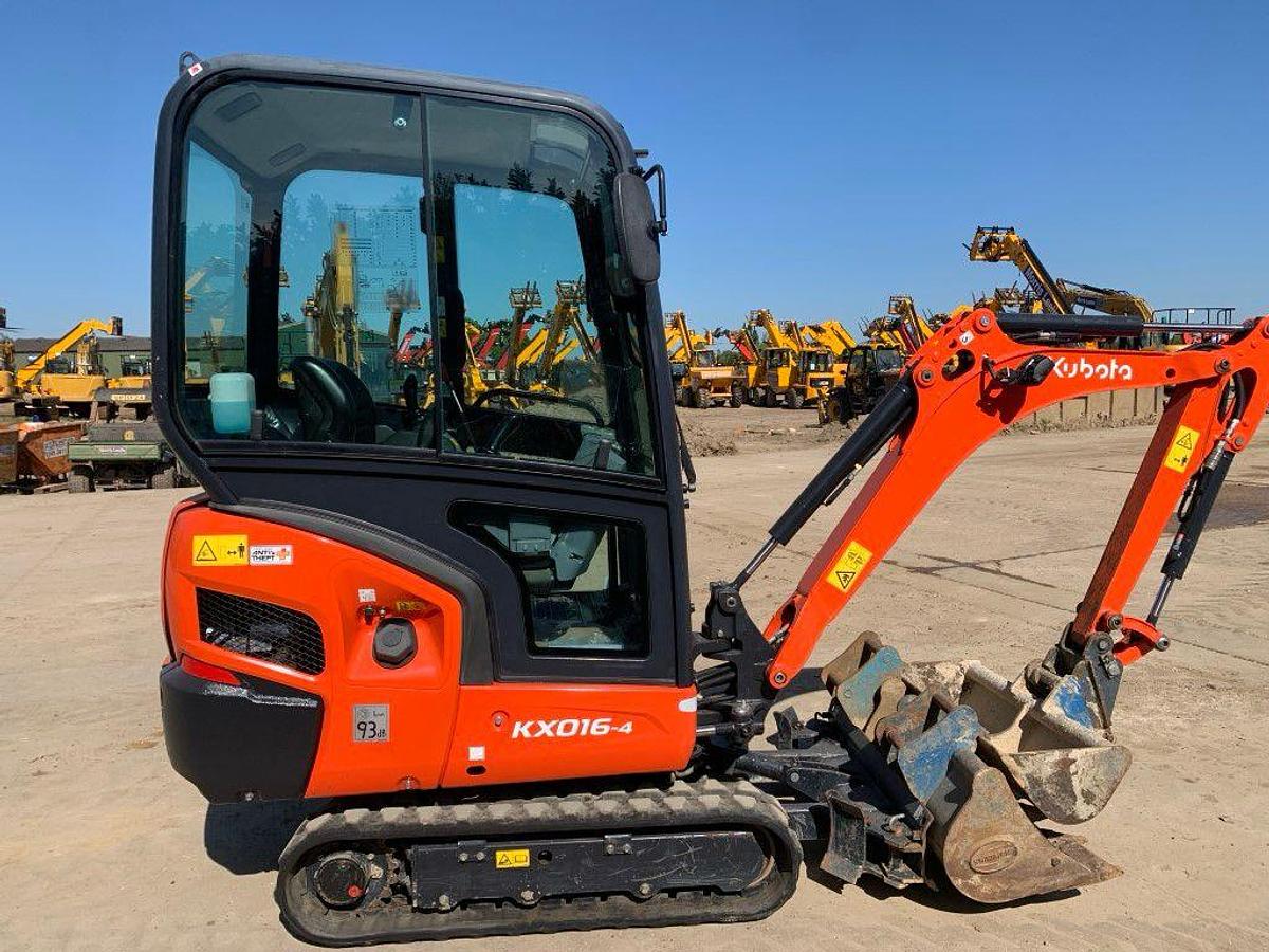 Used 2023 KUBOTA KX016-4