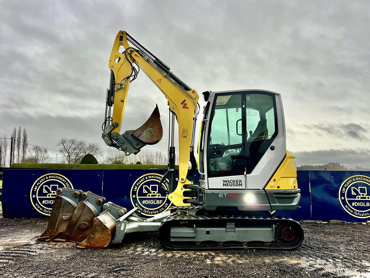 Used 2022 WACKER NEUSON ET42 VDS