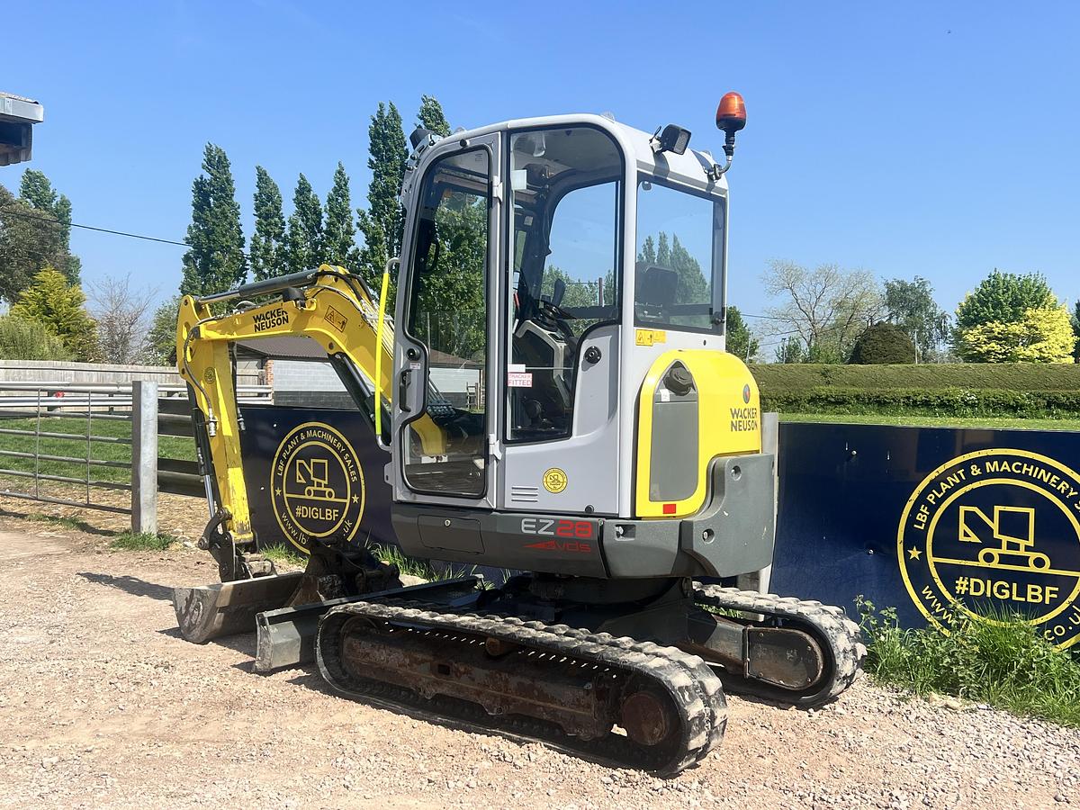 Used 2016 WACKER NEUSON EZ28 VDS