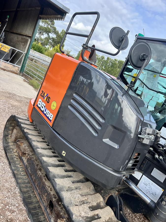Used 2021 HITACHI ZX85USB-6
