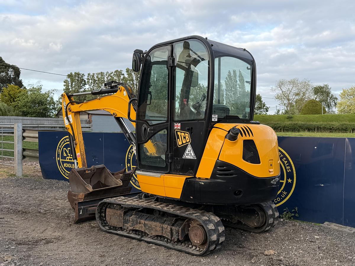 Used 2017 JCB 8026