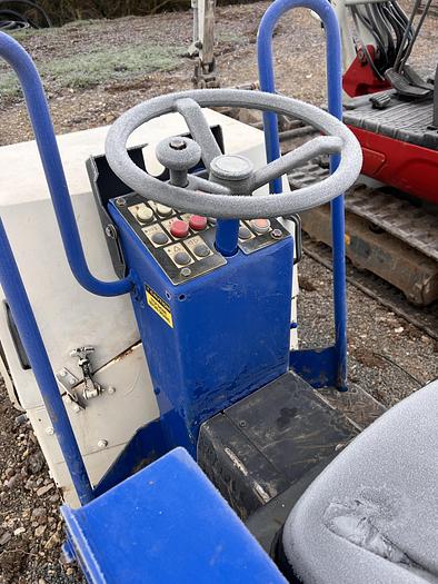 Used 2008 BOMAG 80 ROLLER