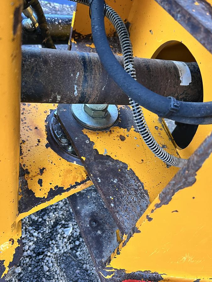 Used 2016 THWAITES 9 tonne dumper