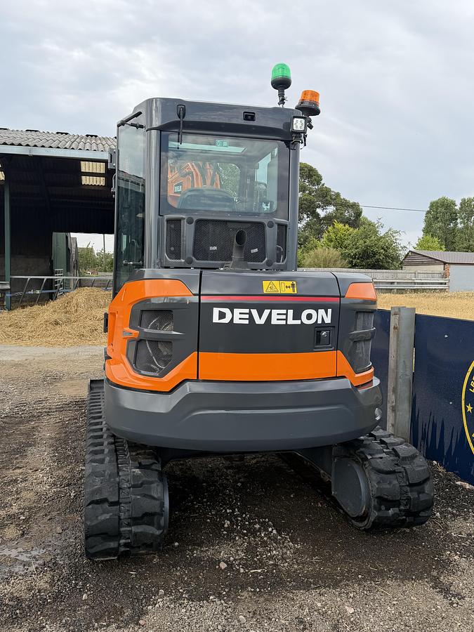 Used 2025 DEVELON DX63R-7