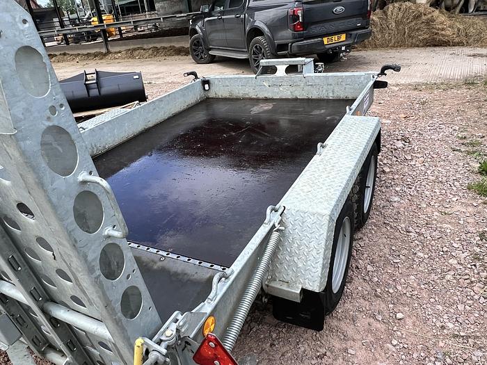 2021 IFOR WILLIAMS GH106BT