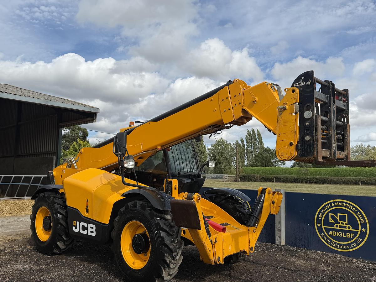 Used 2022 JCB 540-140