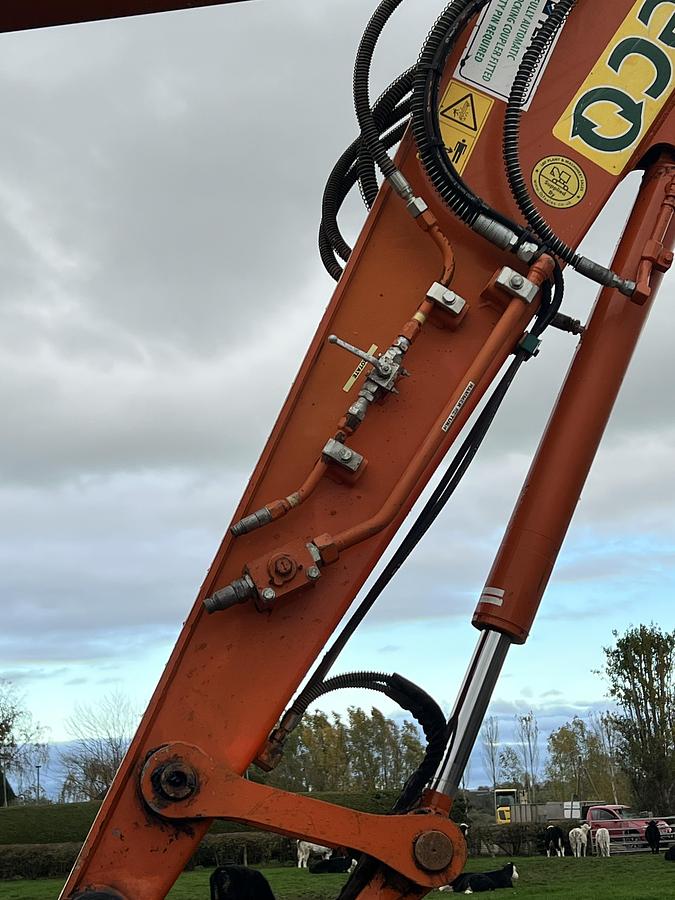 Used 2021 HITACHI ZX85USB-6