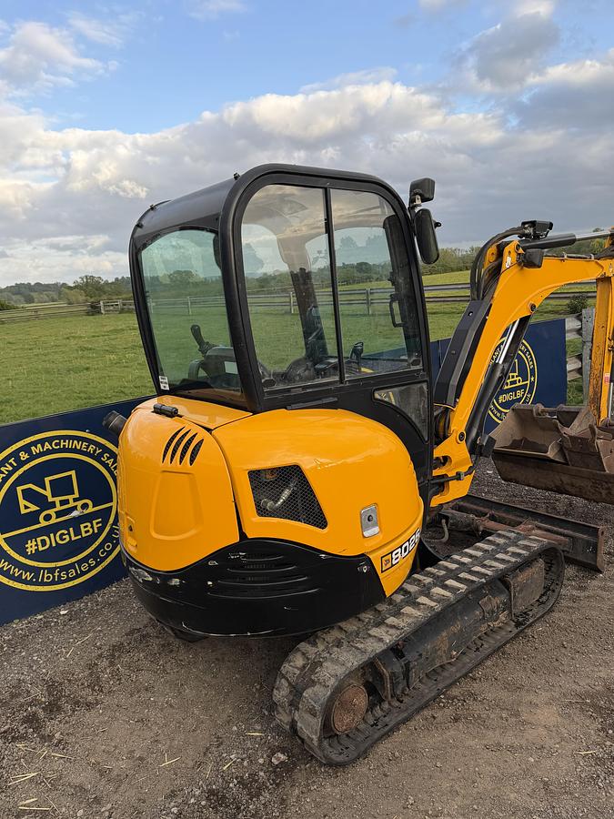 Used 2017 JCB 8026