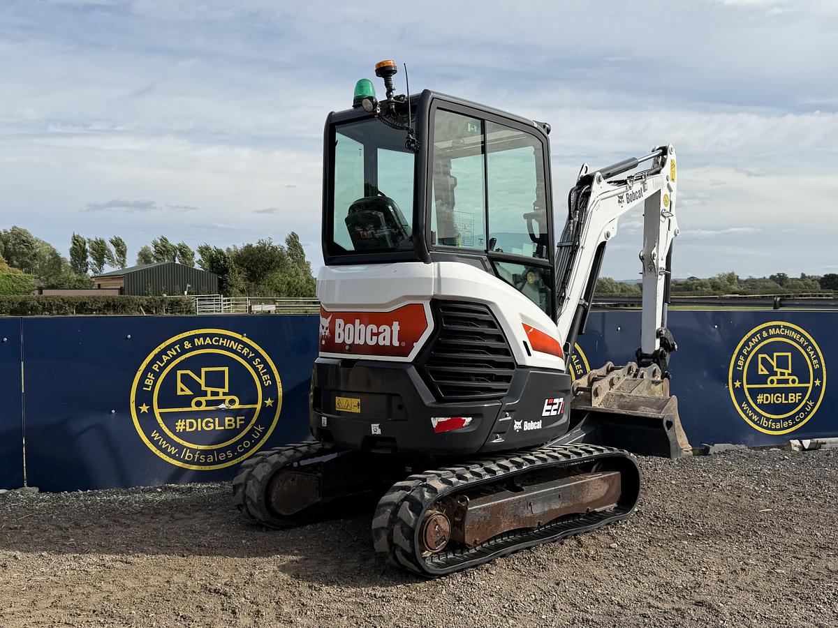 Used 2022 Bobcat E27Z