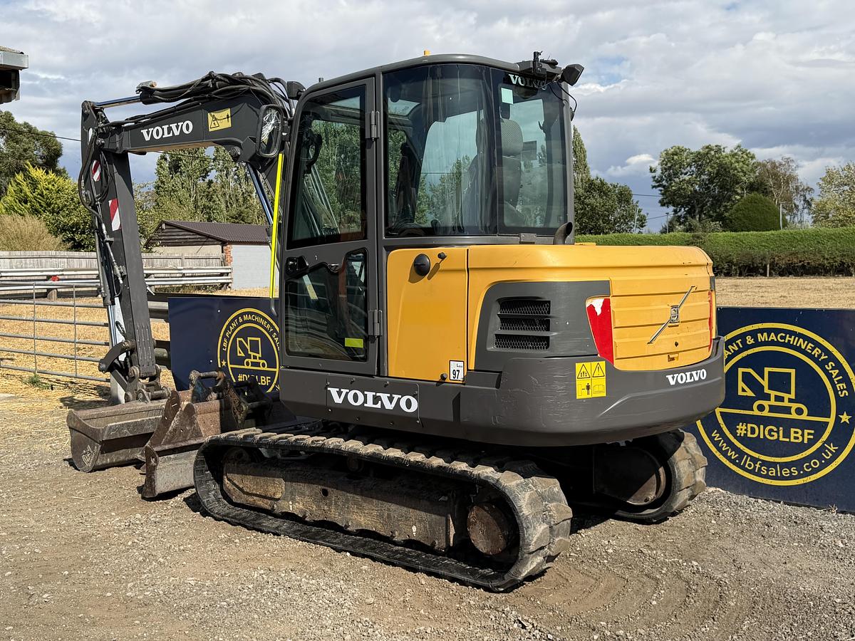 Used 2017 VOLVO EC55C