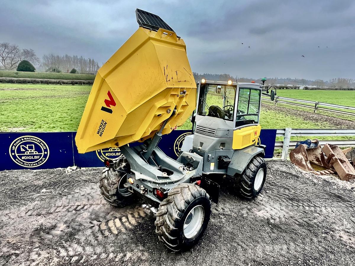 Used 2020 WACKER NEUSON DV90 duel view swivel