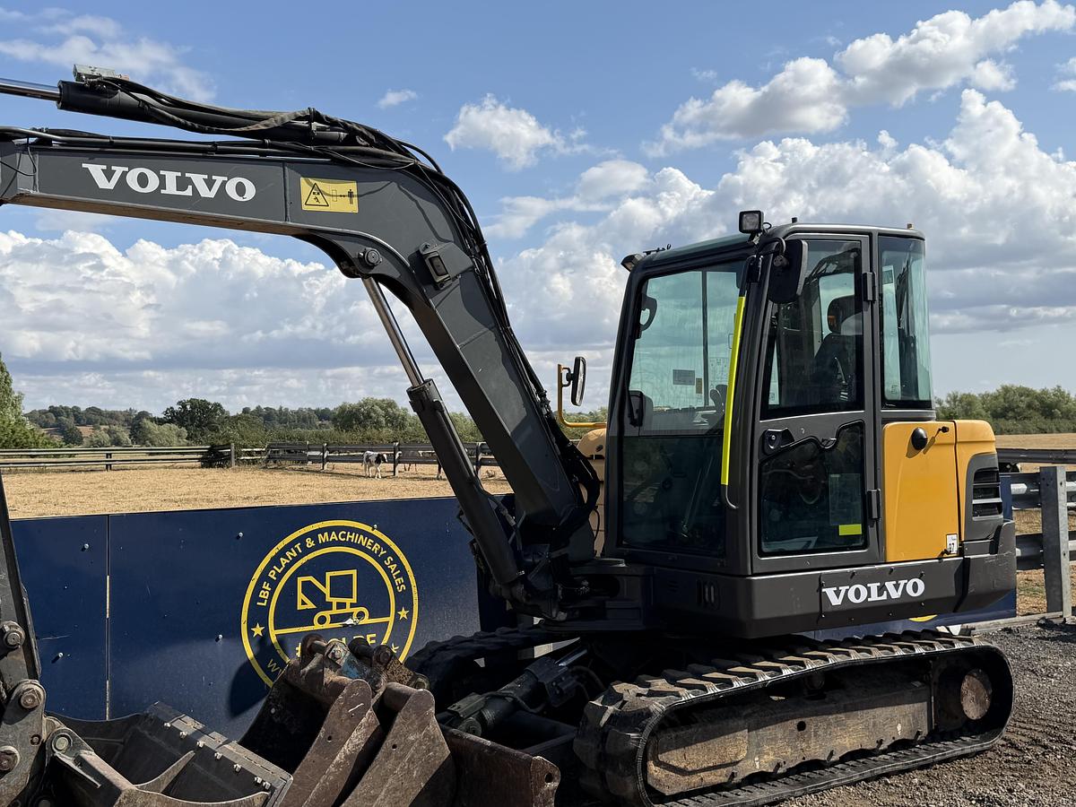 Used 2017 VOLVO EC55C