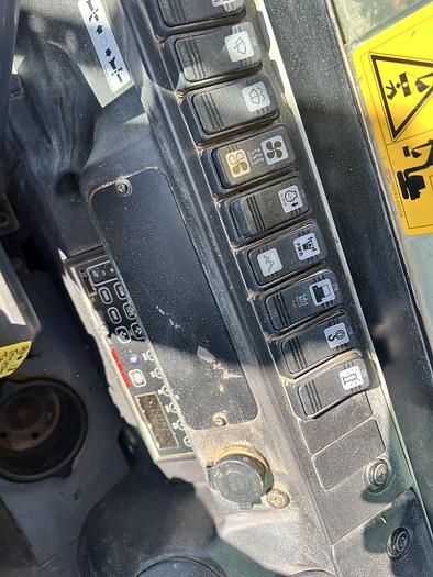 Used 2018 TAKEUCHI TB230