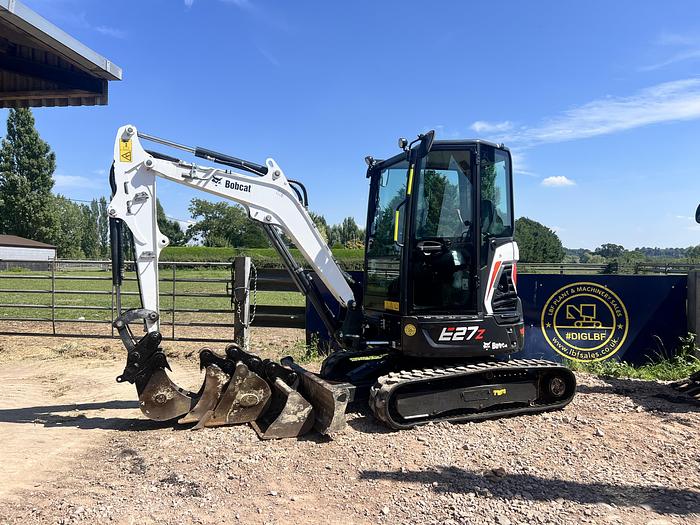 Used 2022 Bobcat E27Z