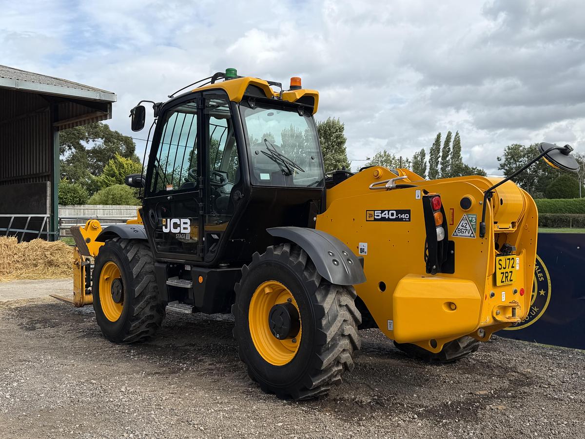Used 2022 JCB 540-140