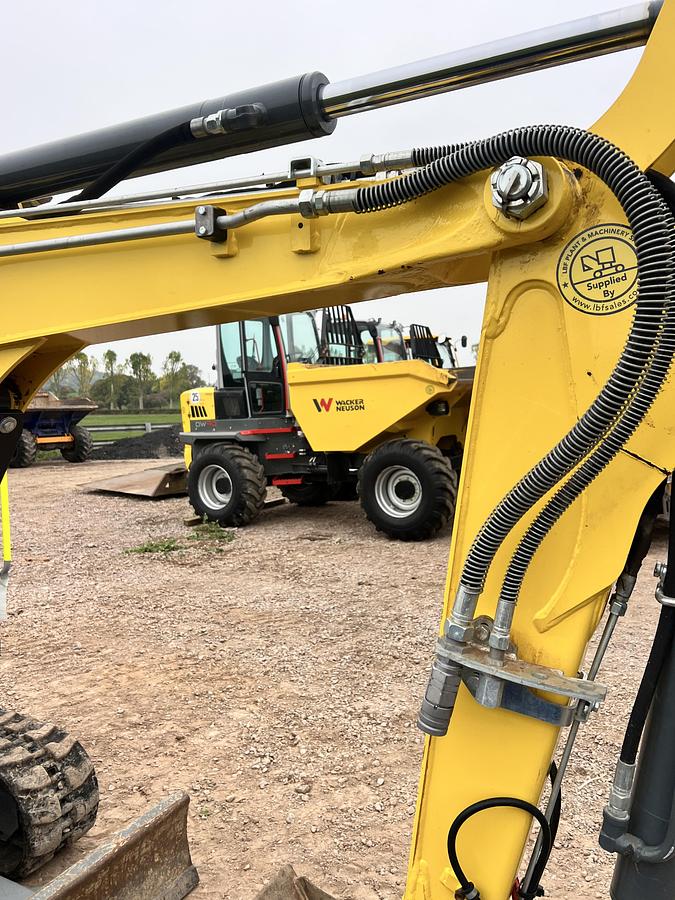 Used 2022 WACKER NEUSON EZ26