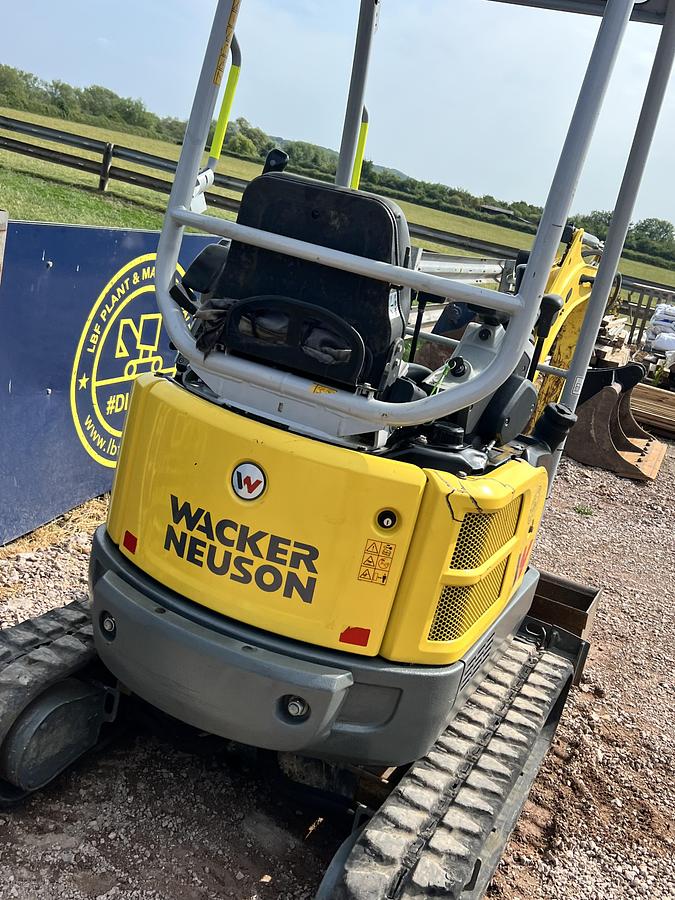 Used 2018 WACKER NEUSON EZ17