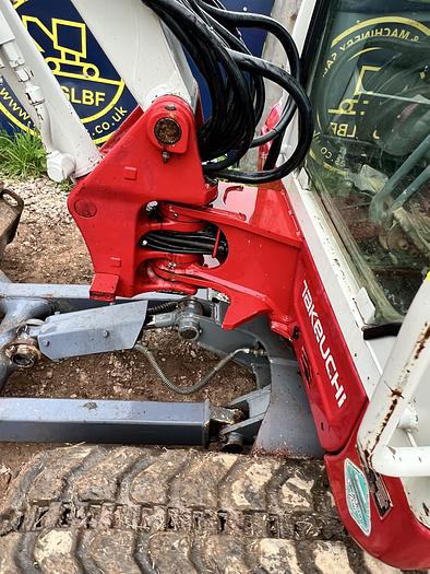 Used 2018 TAKEUCHI TB230