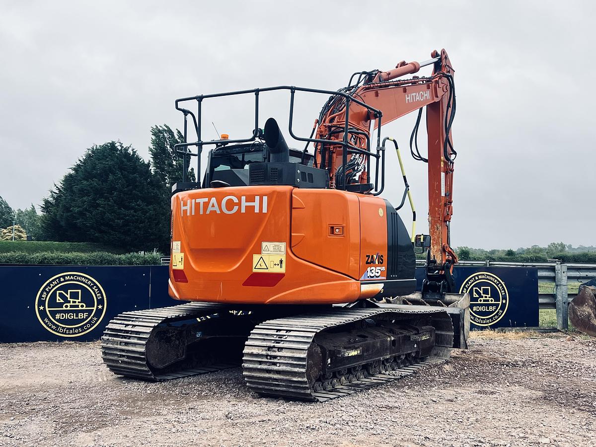 Used 2021 HITACHI ZAXIS ZX135USBL-6