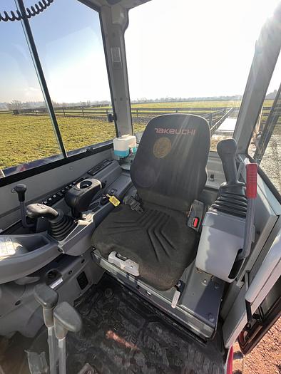 Used 2022 TAKEUCHI TB325R