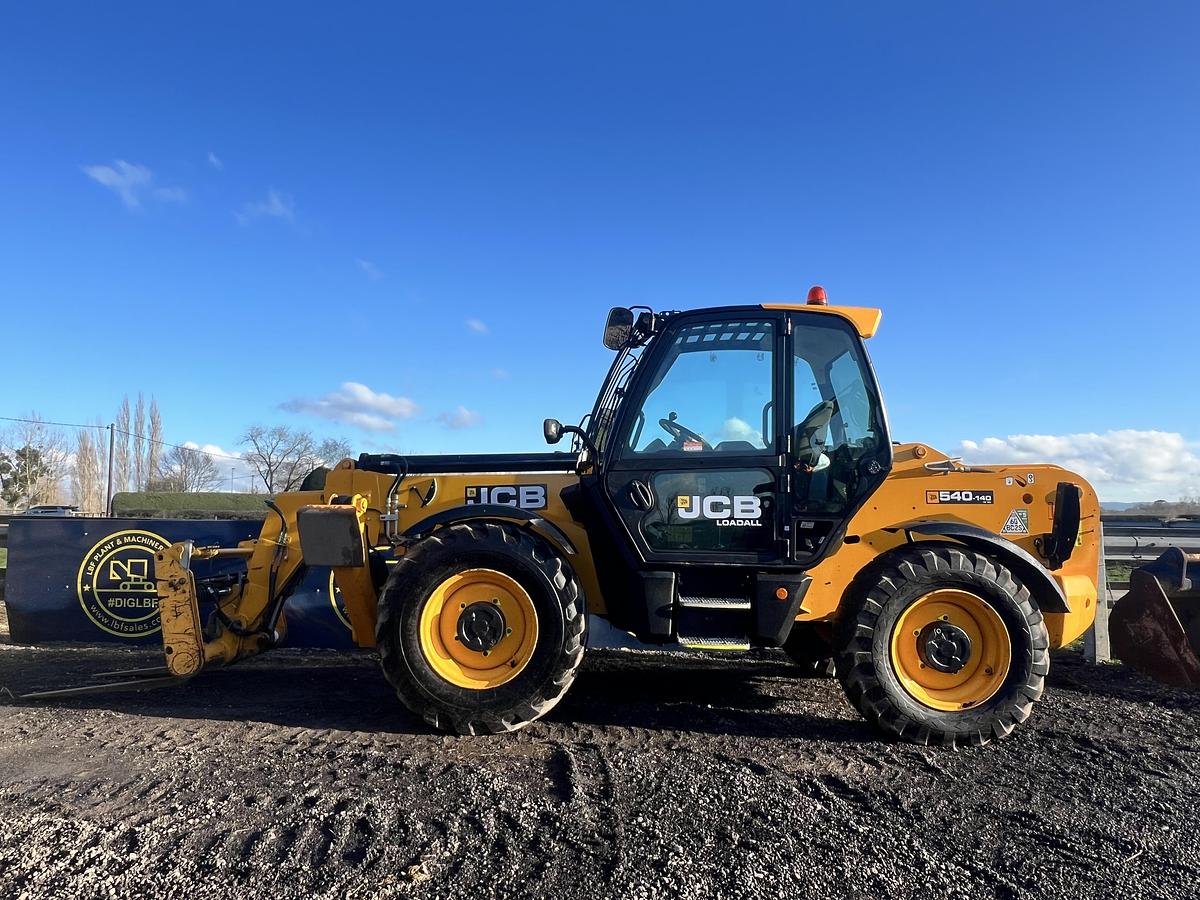 Used 2021 JCB 540-140