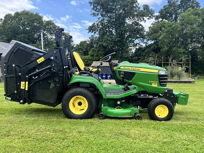 Used 2017 JOHN DEERE X950R HIGH TIP
