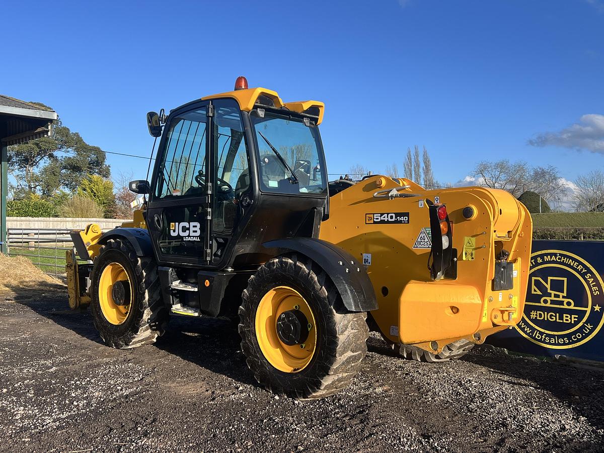 Used 2021 JCB 540-140