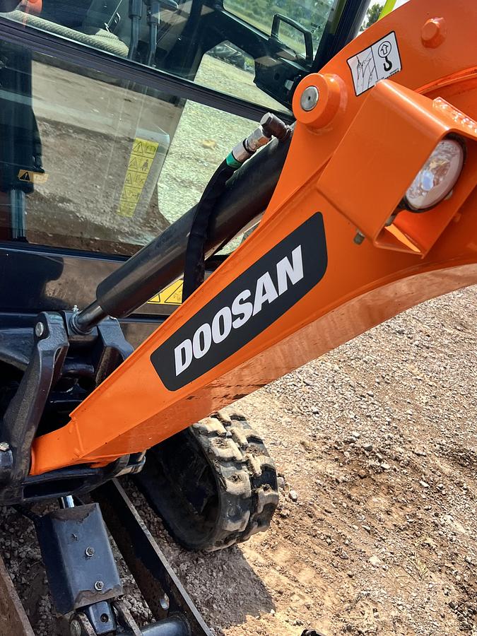 Used 2020 DOOSAN DX19