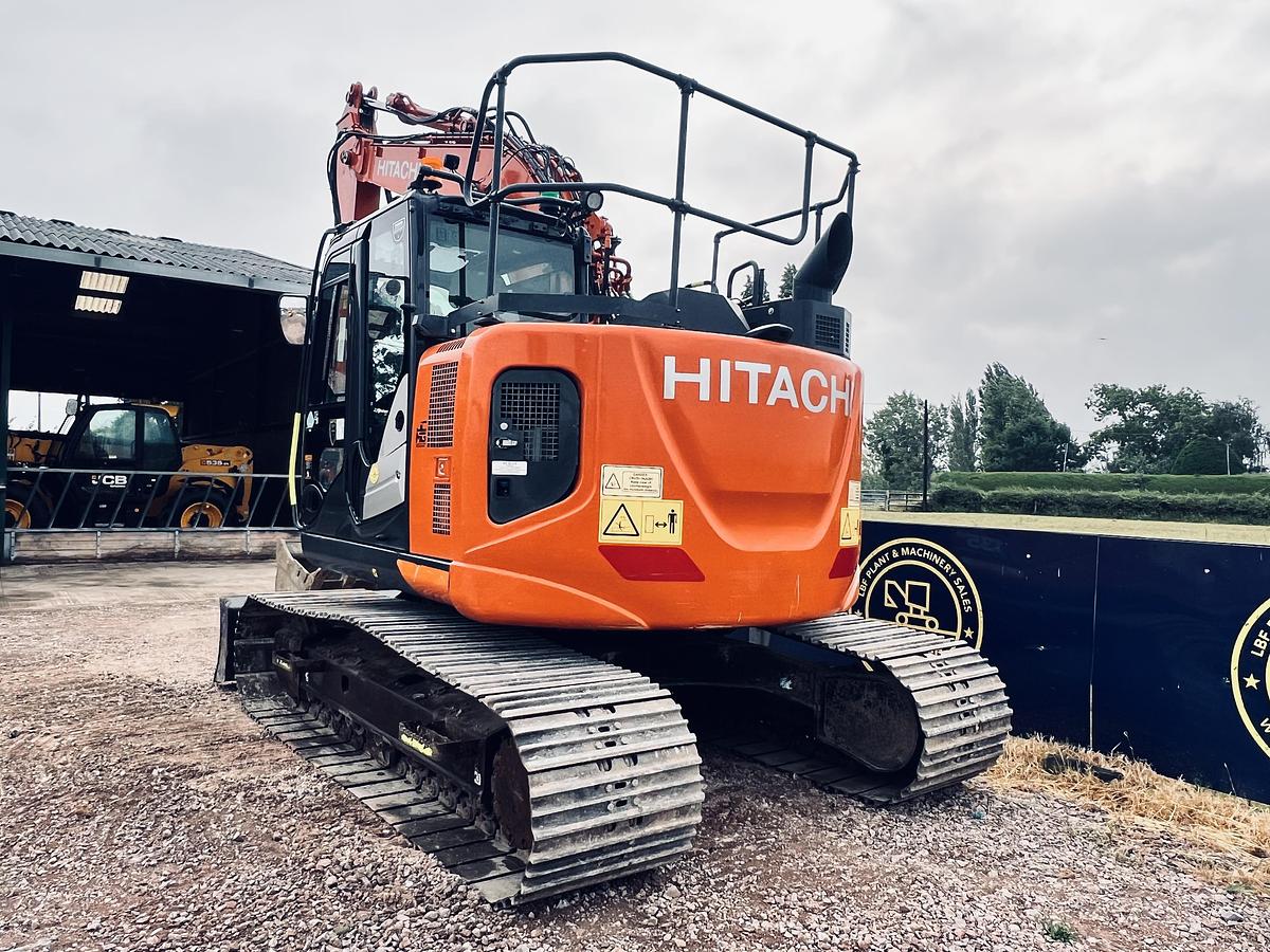 Used 2021 HITACHI ZAXIS ZX135USBL-6