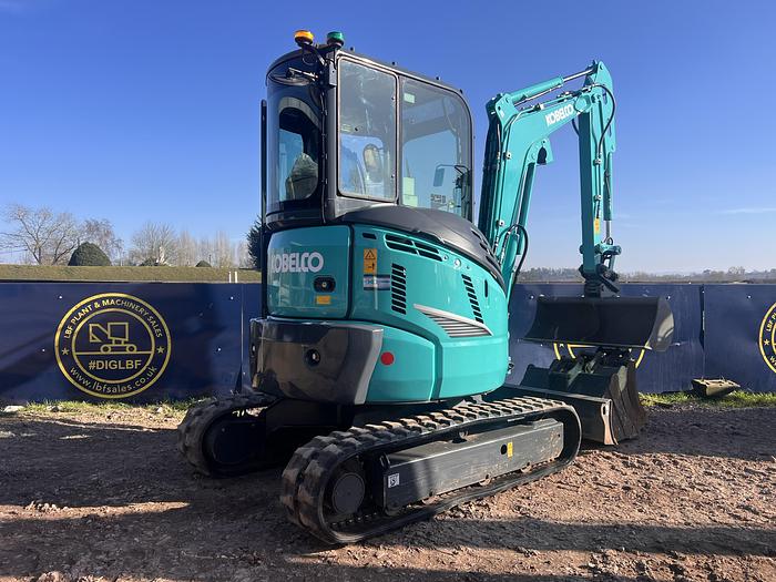 Used 2021 KOBELCO SK28SR-6E