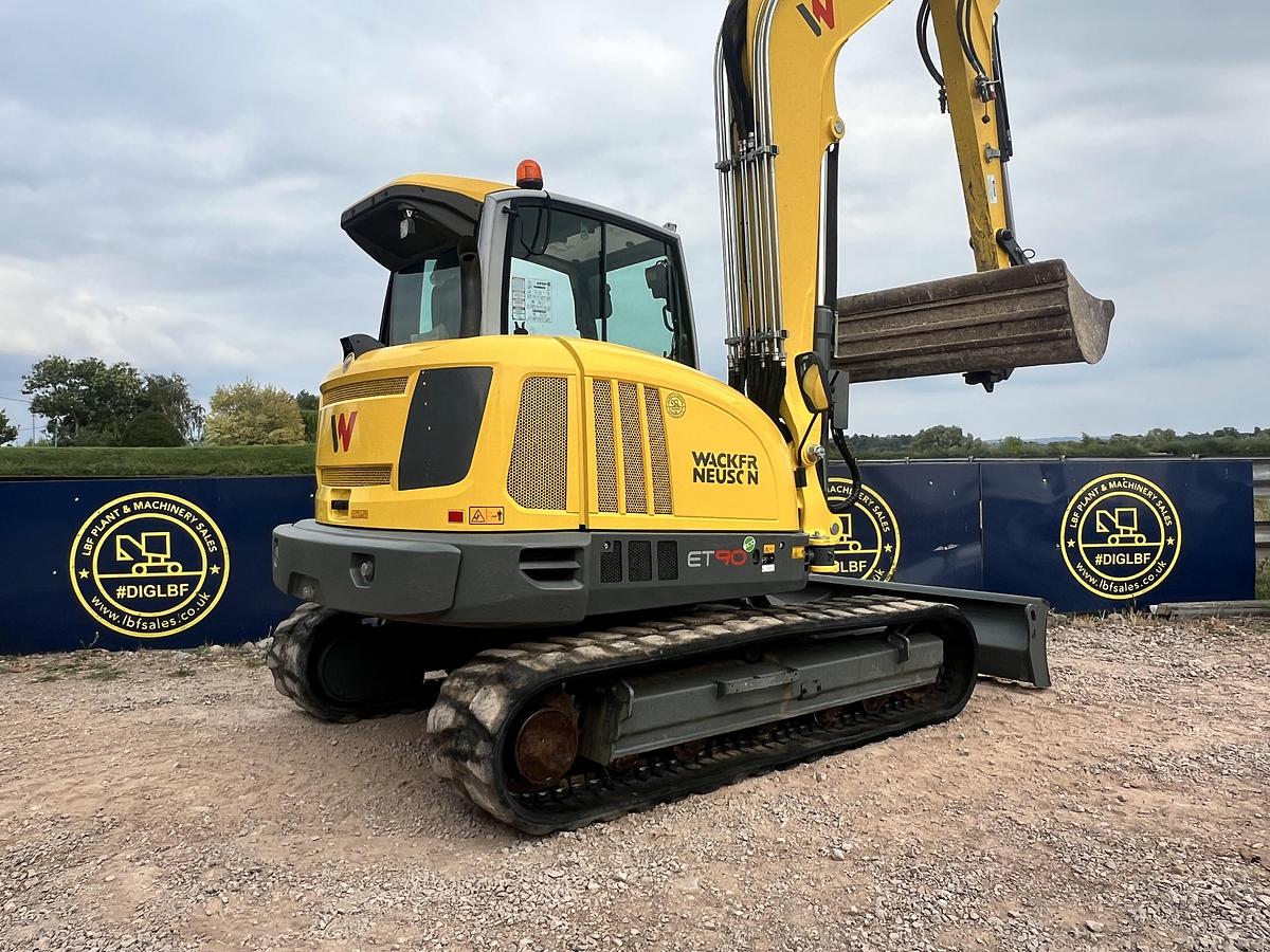 Used 2022 WACKER NEUSON ET90