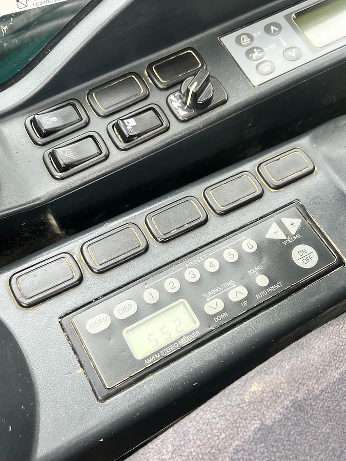 Used 2017 KOBELCO SK85MSR-3E