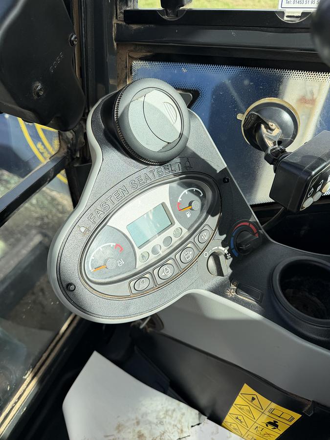 Used 2022 Bobcat E27Z