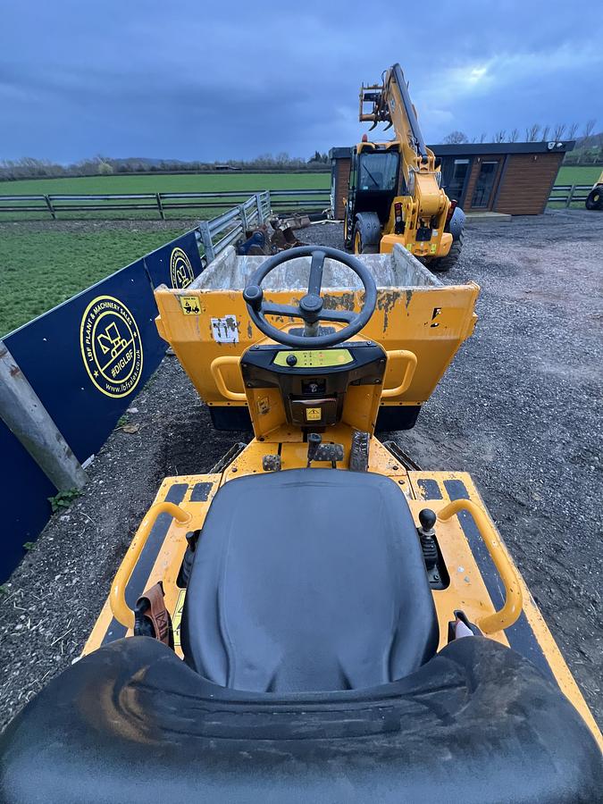 Used 2021 THWAITES 3 tonne dumper