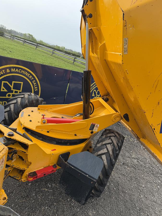 Used 2019 THWAITES 3 tonne dumper