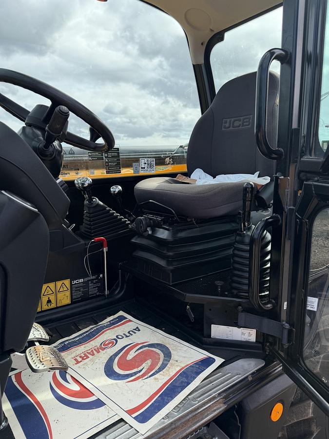 Used 2022 JCB 540-140