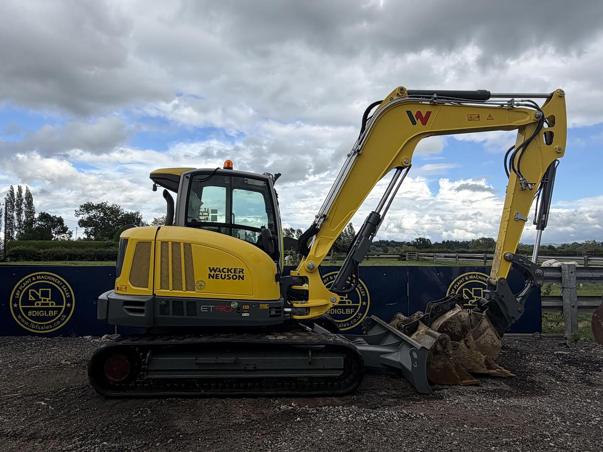 Used 2023 WACKER NEUSON ET90