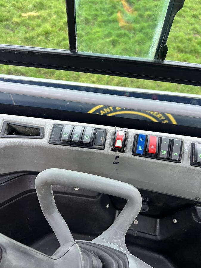 Used 2020 WACKER NEUSON DV90 duel view swivel