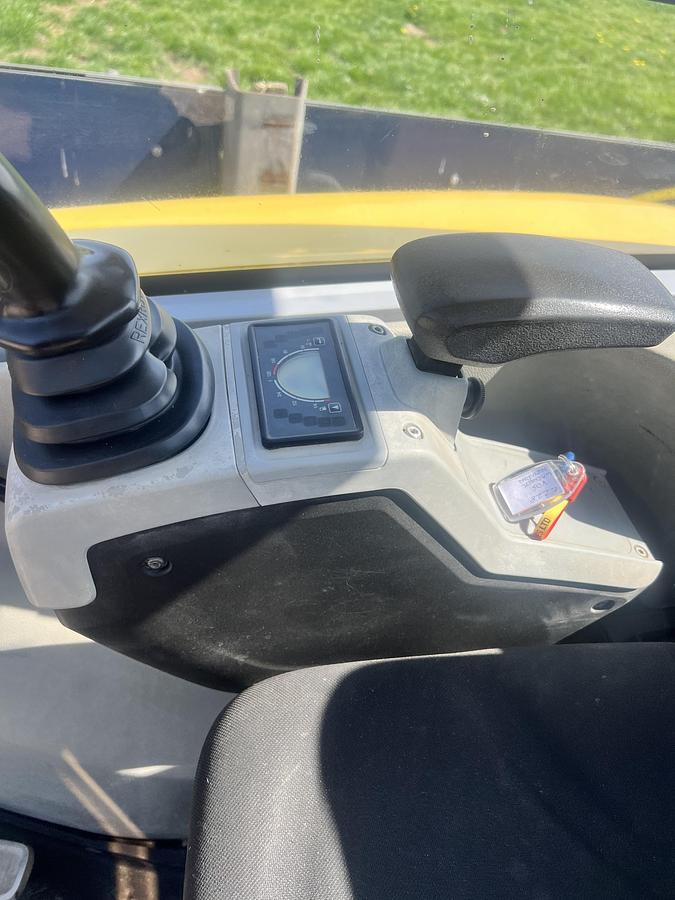 Used 2016 WACKER NEUSON EZ28 VDS